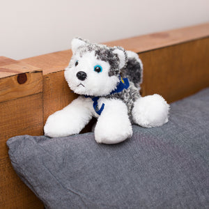 Husky with Mane 'n Tail Blue Bandana